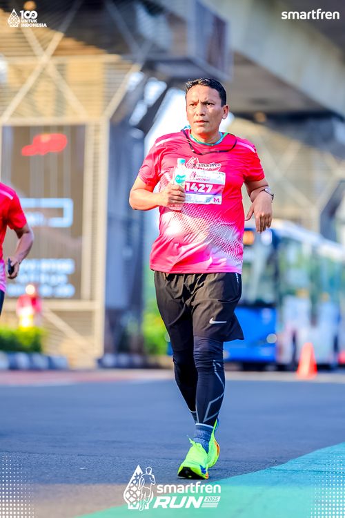 Race photo from Smartfren Run 2025 