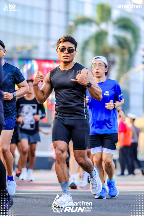 Race photo from Smartfren Run 2025 