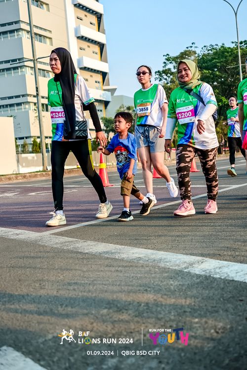 Race photo from BAF LIONS RUN 2024