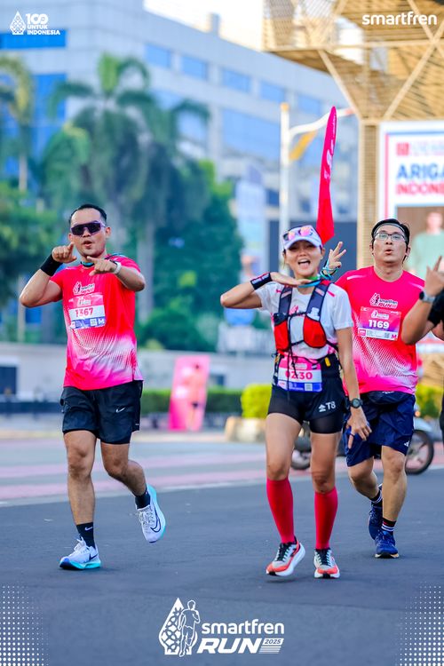 Race photo from Smartfren Run 2025 