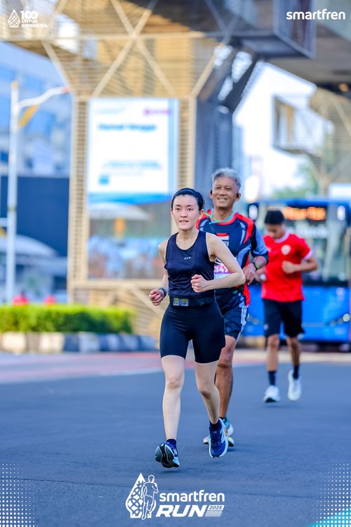 Race photo from Smartfren Run 2025 