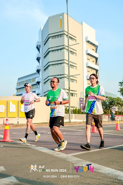 Race photo from BAF LIONS RUN 2024