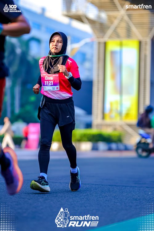 Race photo from Smartfren Run 2025 