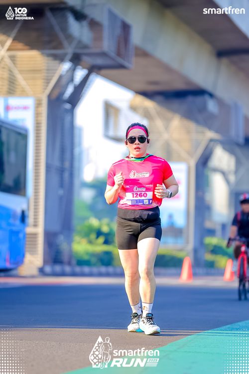 Race photo from Smartfren Run 2025 