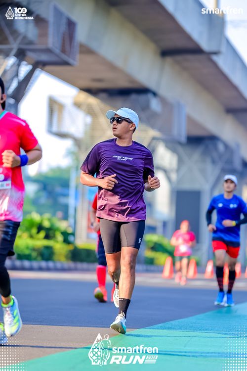 Race photo from Smartfren Run 2025 