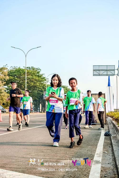 Race photo from BAF LIONS RUN 2024