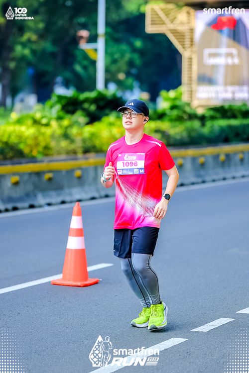 Race photo from Smartfren Run 2025 