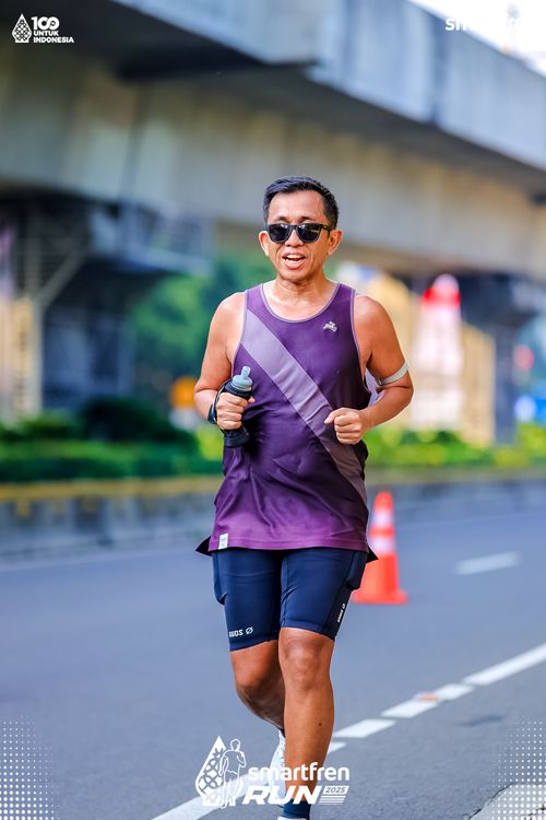 Race photo from Smartfren Run 2025 