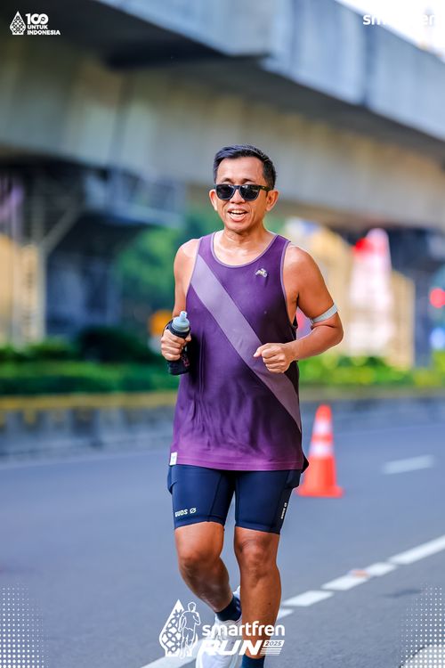 Race photo from Smartfren Run 2025 