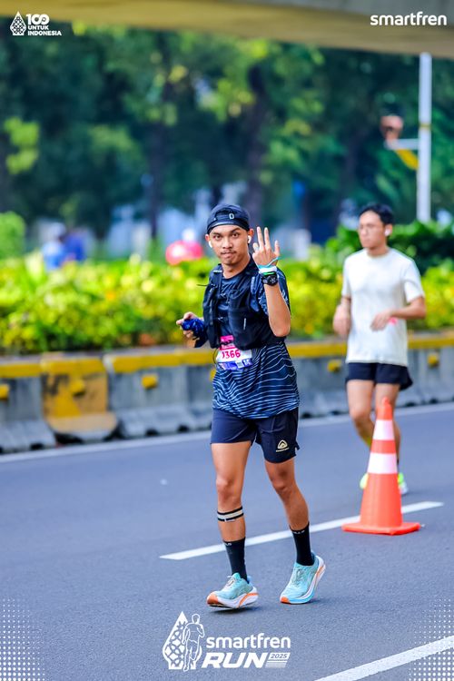 Race photo from Smartfren Run 2025 