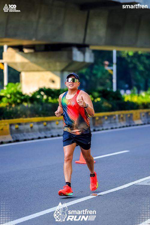 Race photo from Smartfren Run 2025 