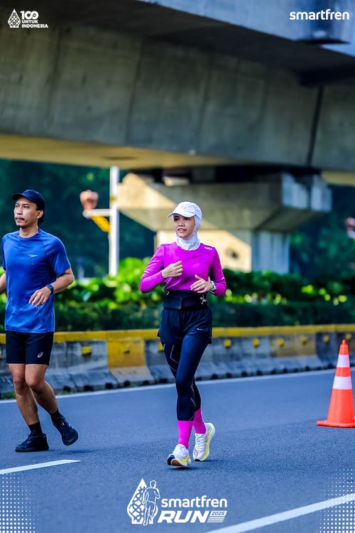 Race photo from Smartfren Run 2025 