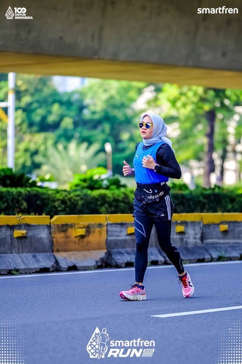 Race photo from Smartfren Run 2025 
