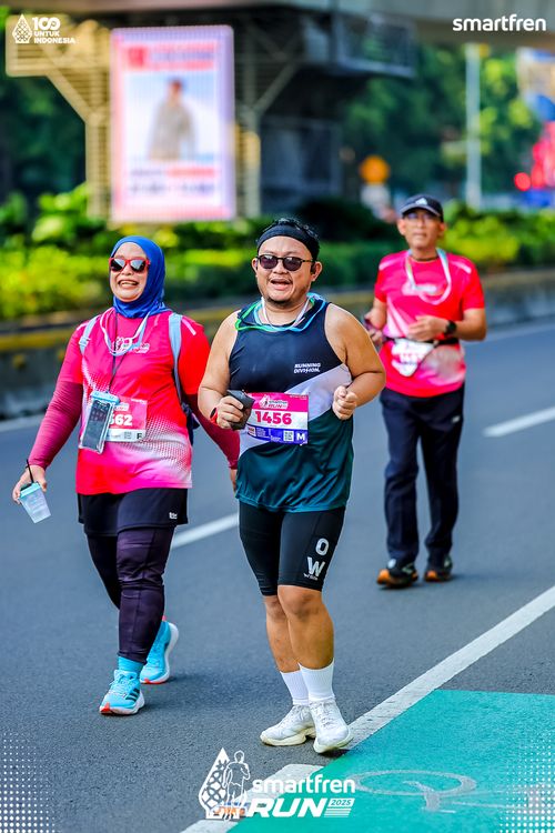 Race photo from Smartfren Run 2025 