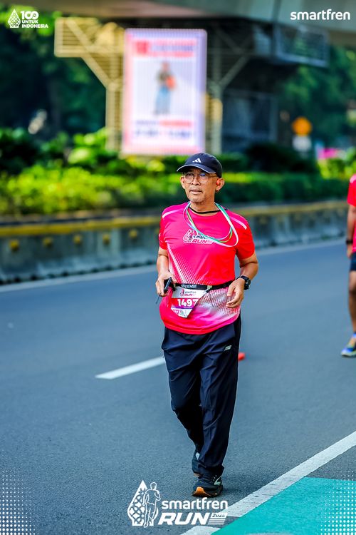 Race photo from Smartfren Run 2025 