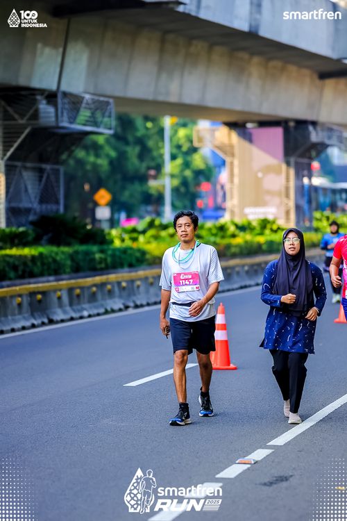 Race photo from Smartfren Run 2025 
