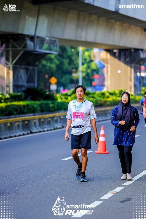 Race photo from Smartfren Run 2025 