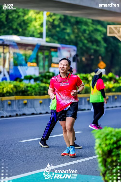 Race photo from Smartfren Run 2025 