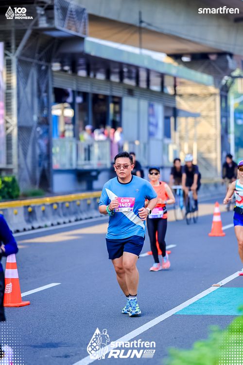 Race photo from Smartfren Run 2025 