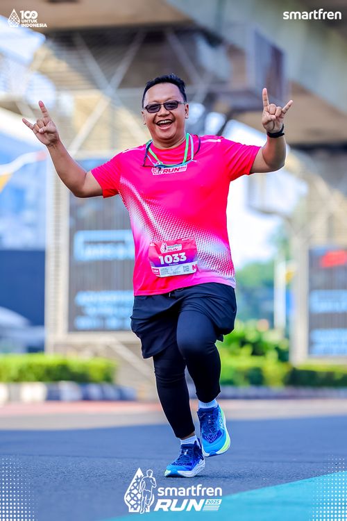 Race photo from Smartfren Run 2025 