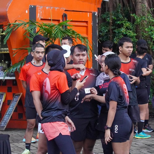 Race photo from FIRST SUNDAY RUN