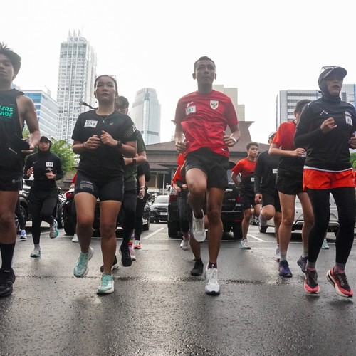 Race photo from FIRST SUNDAY RUN