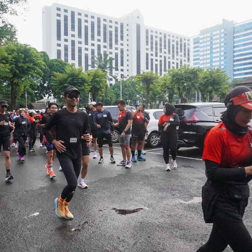 Race photo from FIRST SUNDAY RUN