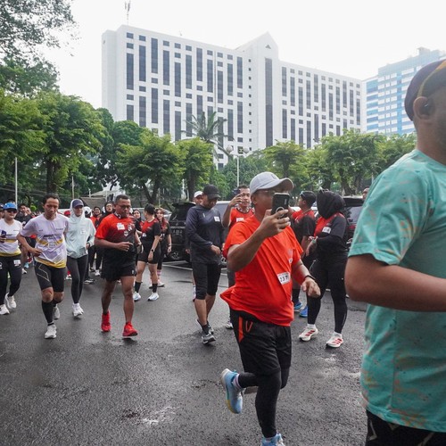 Race photo from FIRST SUNDAY RUN