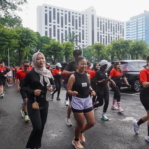 Race photo from FIRST SUNDAY RUN