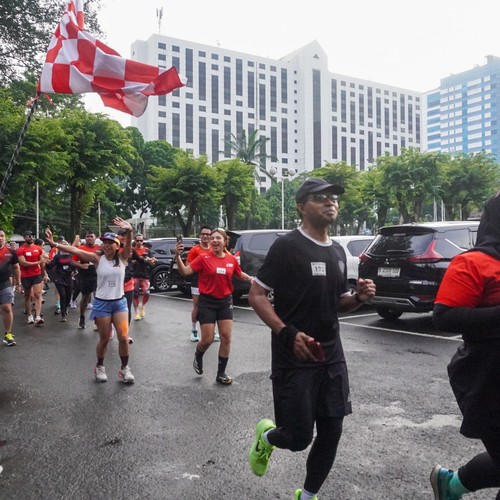 Race photo from FIRST SUNDAY RUN