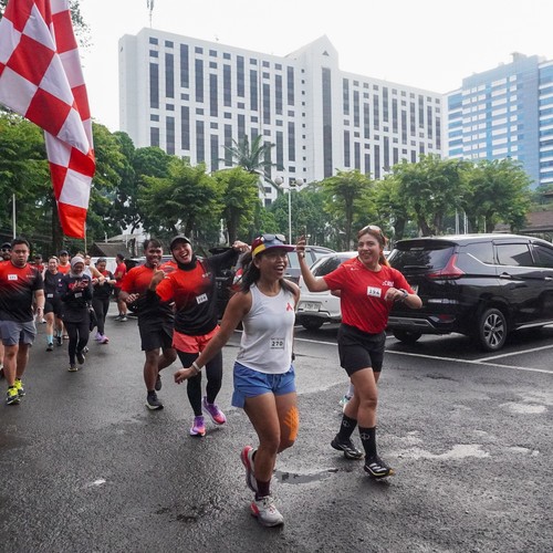 Race photo from FIRST SUNDAY RUN