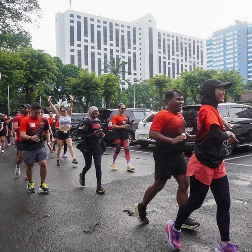 Race photo from FIRST SUNDAY RUN