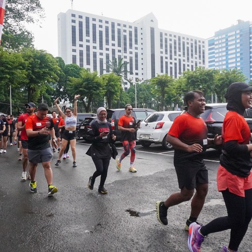 Race photo from FIRST SUNDAY RUN
