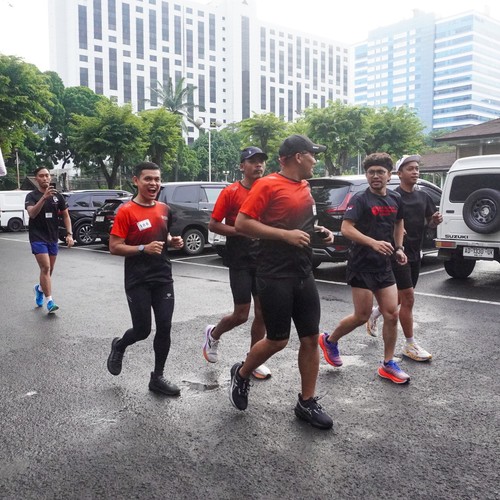 Race photo from FIRST SUNDAY RUN