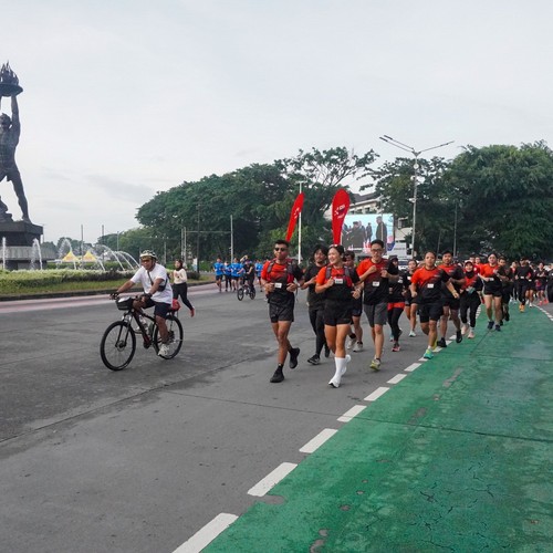 Race photo from FIRST SUNDAY RUN