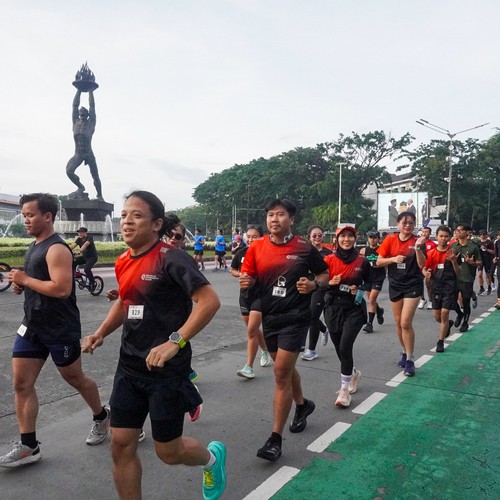 Race photo from FIRST SUNDAY RUN
