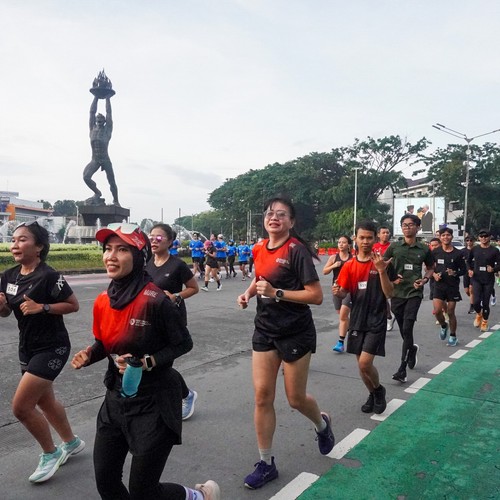 Race photo from FIRST SUNDAY RUN