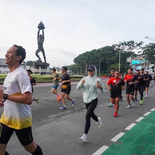 Race photo from FIRST SUNDAY RUN