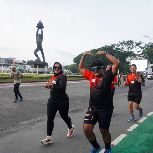 Race photo from FIRST SUNDAY RUN