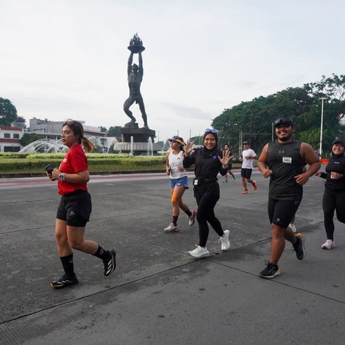 Race photo from FIRST SUNDAY RUN