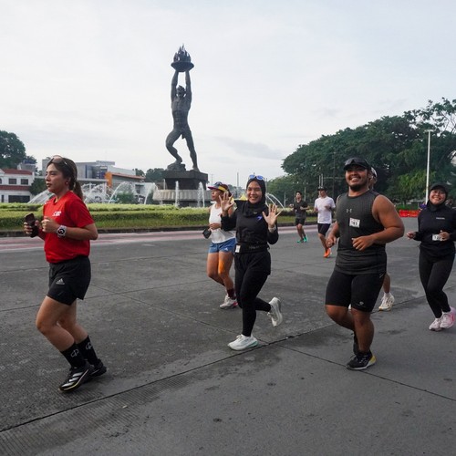 Race photo from FIRST SUNDAY RUN