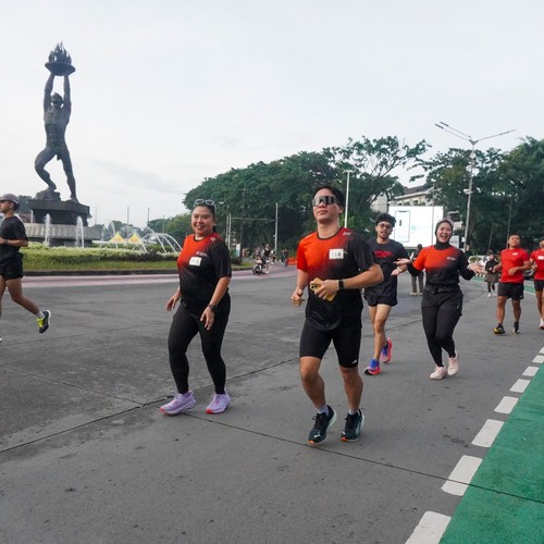 Race photo from FIRST SUNDAY RUN