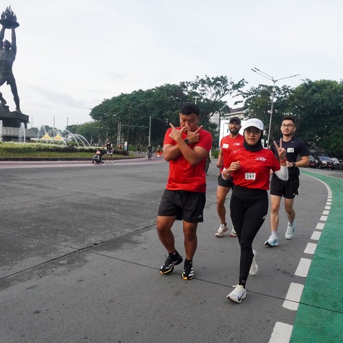 Race photo from FIRST SUNDAY RUN