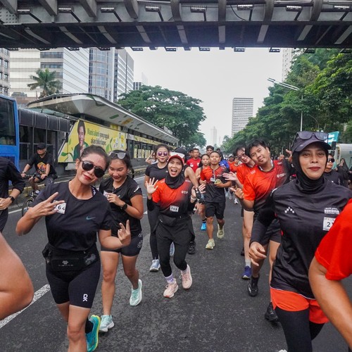 Race photo from FIRST SUNDAY RUN