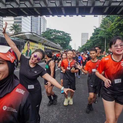 Race photo from FIRST SUNDAY RUN