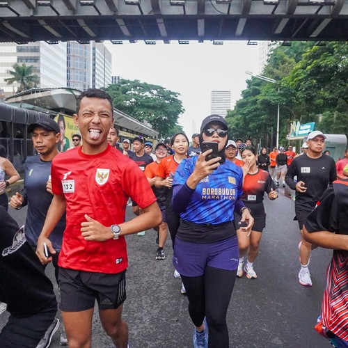 Race photo from FIRST SUNDAY RUN