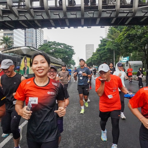 Race photo from FIRST SUNDAY RUN