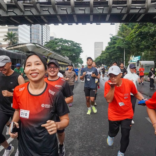 Race photo from FIRST SUNDAY RUN
