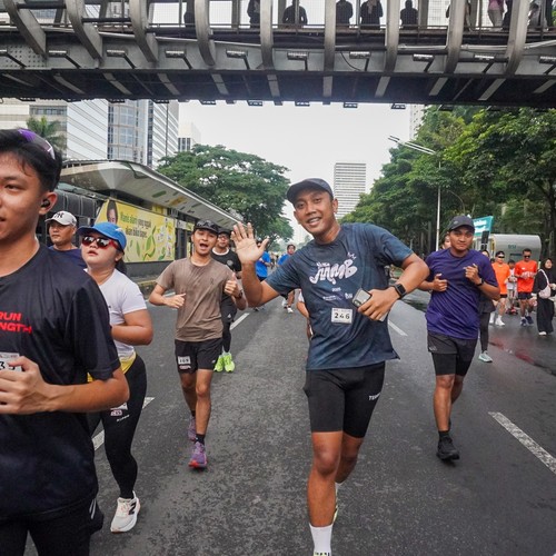 Race photo from FIRST SUNDAY RUN