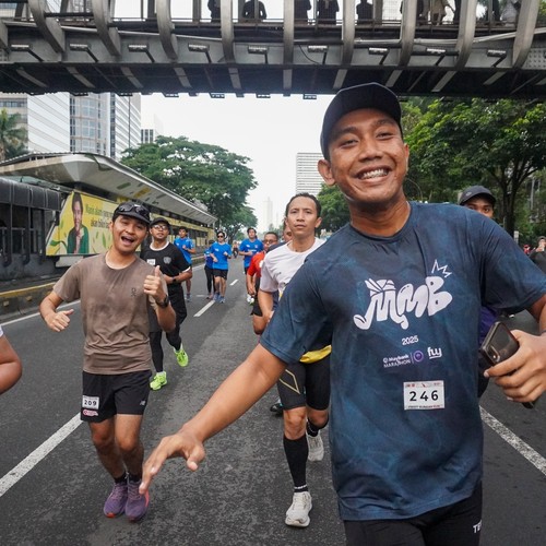 Race photo from FIRST SUNDAY RUN